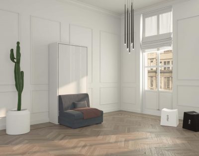 Piccolo e versatile letto a scomparsa singolo con poltrona