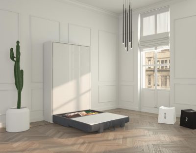 Ampio vano contenitore all’interno del divano abbinato al letto ribaltabile