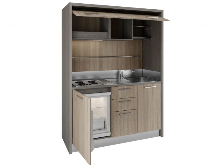 Garfagnana – cucina linea pulita per spazi ridotti