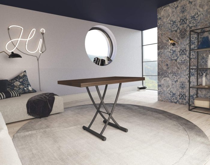 Tavolino alzabile basso