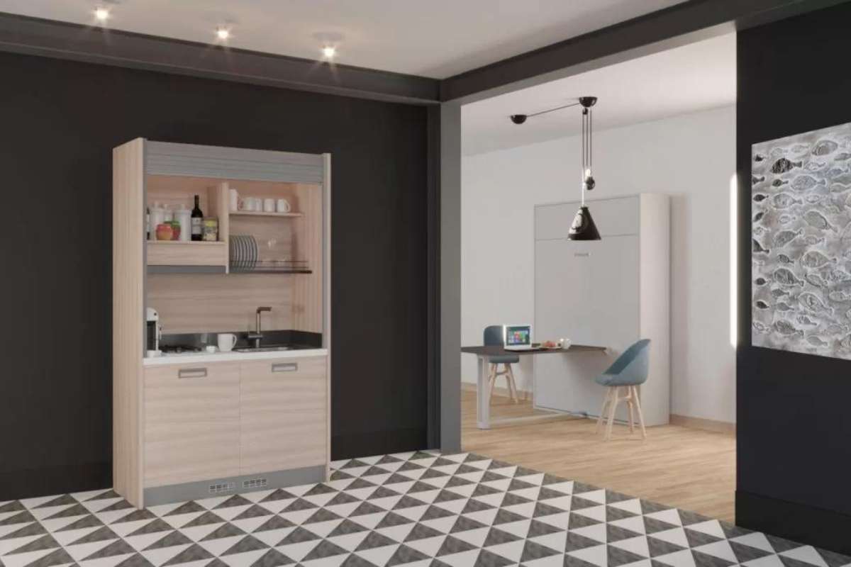 Cucina per casa con soffitto basso