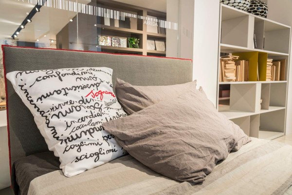 Dove mettere il letto in una cameretta?